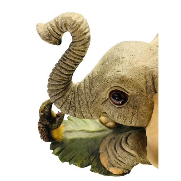 Tuskers Baby Elephant playing with Friend Figurine Sloth Large Ears Vintage - Picture 9 of 11